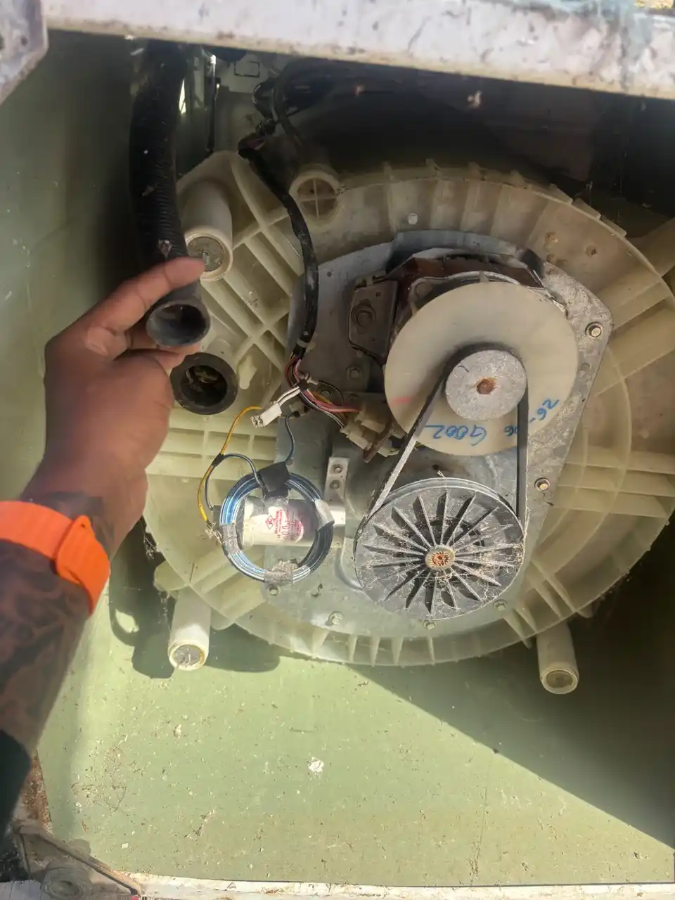 Washer motor & drive belt repair